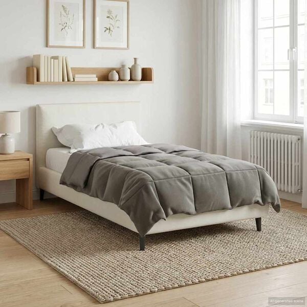 Se afișează imaginea 2 din 10