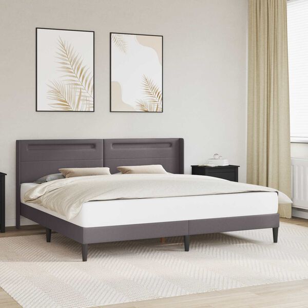 Se afișează imaginea 2 din 13