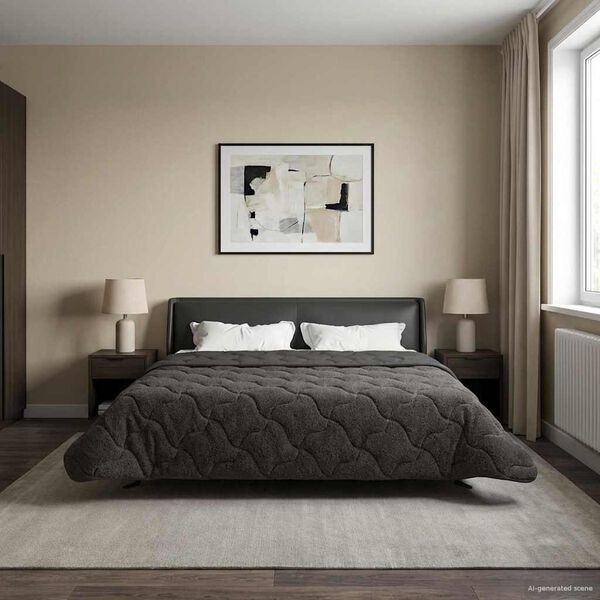 Se afișează imaginea 4 din 10