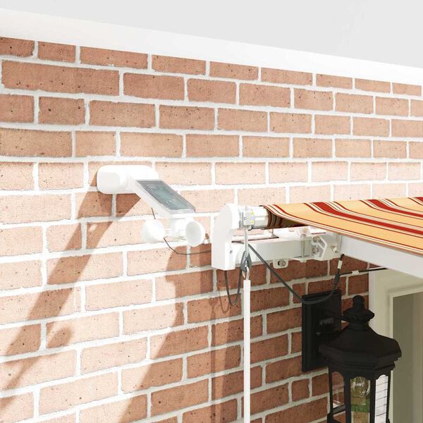 Se afișează imaginea 4 din 17