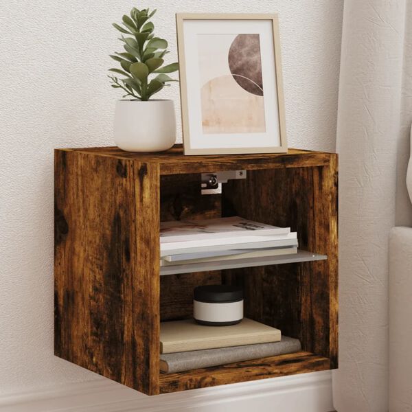 Se afișează imaginea 2 din 18