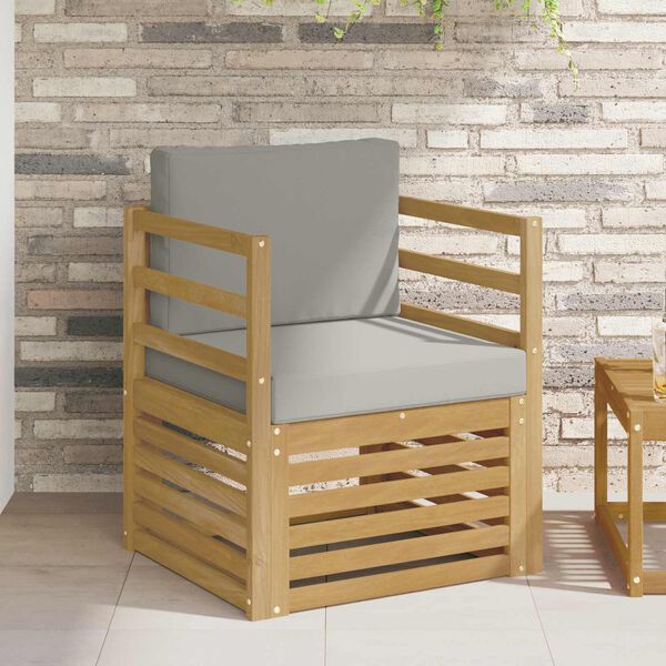 Se afișează imaginea 2 din 8