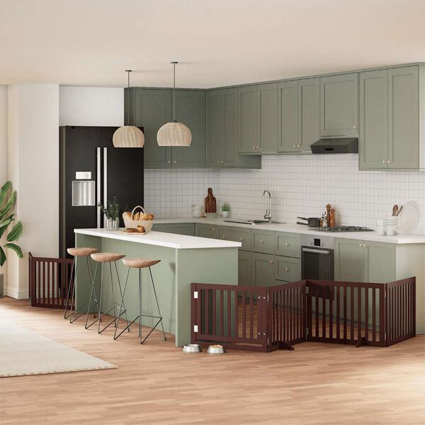 Se afișează imaginea 2 din 12