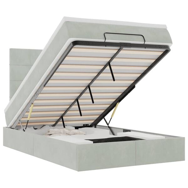 Se afișează imaginea 1 din 16