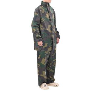 vidaXL Costum de ploaie, 2 piese, imprimeu camuflaj, cu glugă, L