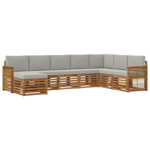 Se afișează imaginea 1 din 7