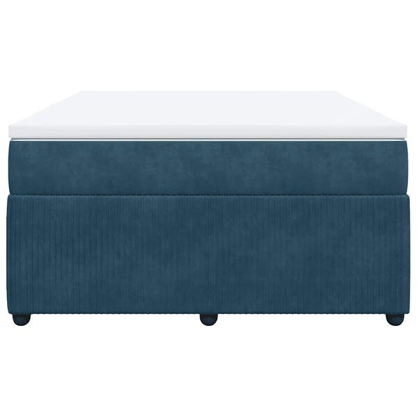 Se afișează imaginea 4 din 12