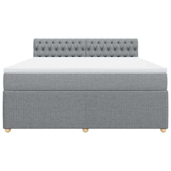 Se afișează imaginea 4 din 13