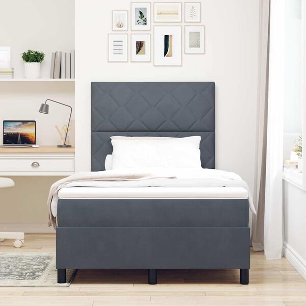 Se afișează imaginea 4 din 14