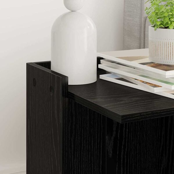 Se afișează imaginea 4 din 11