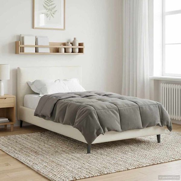 Se afișează imaginea 4 din 10