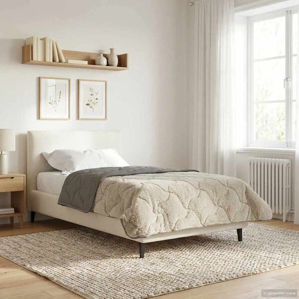 Se afișează imaginea 4 din 10