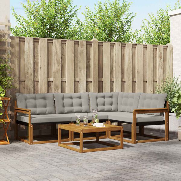 Se afișează imaginea 2 din 15