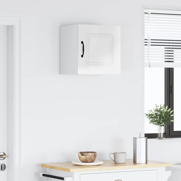 Se afișează imaginea 4 din 13