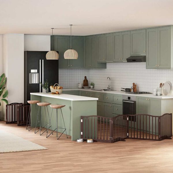 Se afișează imaginea 2 din 12