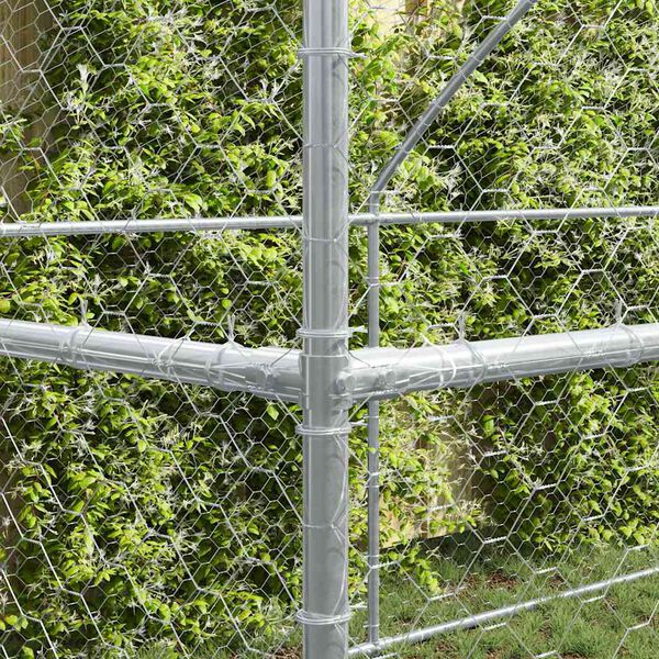 Se afișează imaginea 3 din 12