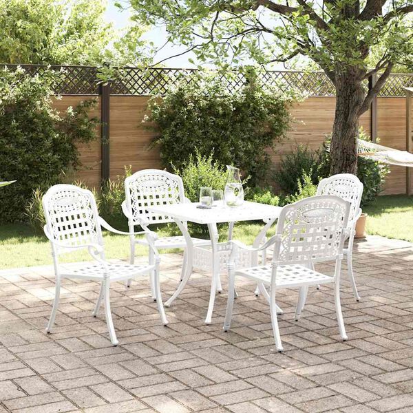 Se afișează imaginea 4 din 13