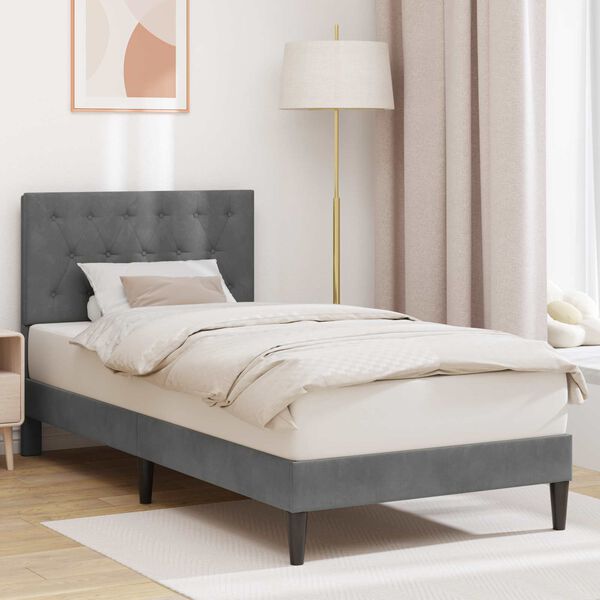 Se afișează imaginea 2 din 10