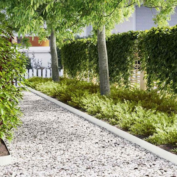 Se afișează imaginea 2 din 7