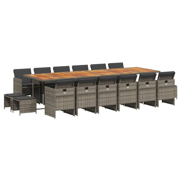 Se afișează imaginea 1 din 17