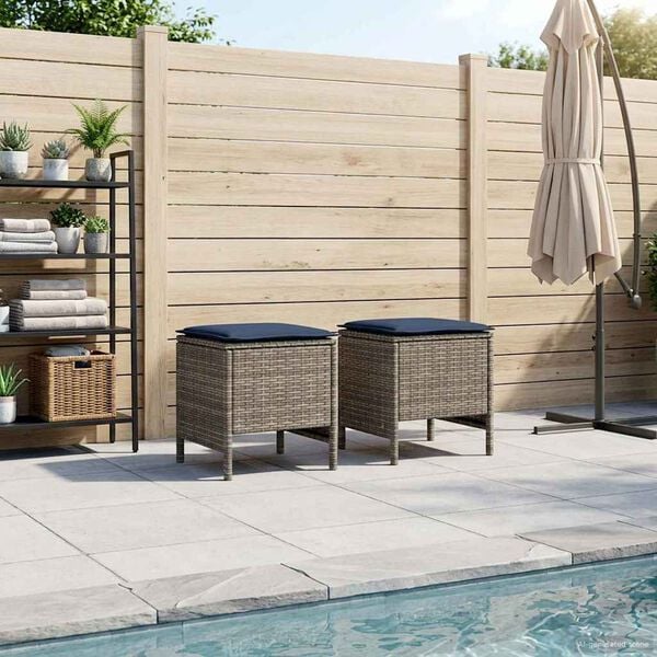 Se afișează imaginea 3 din 12