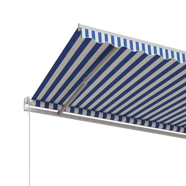 Se afișează imaginea 4 din 9