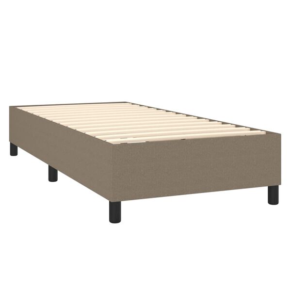 Se afișează imaginea 4 din 11
