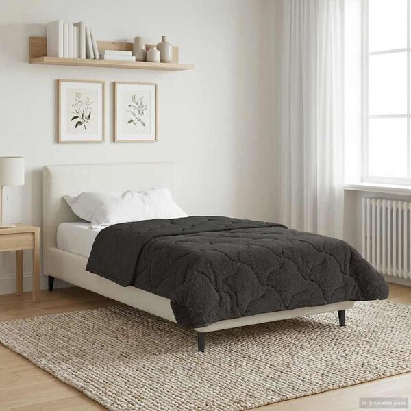 Se afișează imaginea 4 din 10