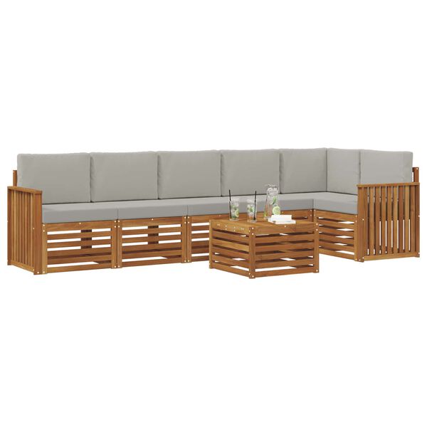 Se afișează imaginea 3 din 12