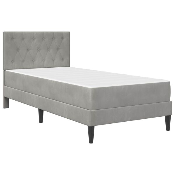 Se afișează imaginea 3 din 11