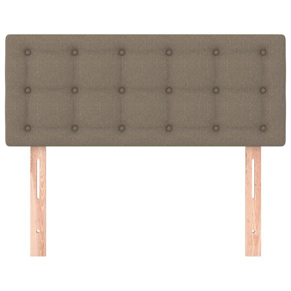 Se afișează imaginea 3 din 8