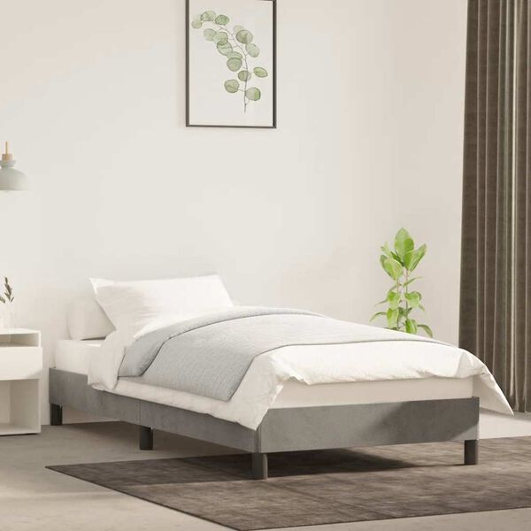 Se afișează imaginea 2 din 10