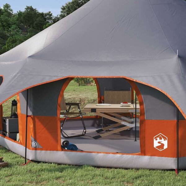 Se afișează imaginea 3 din 13