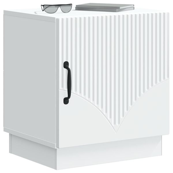 Se afișează imaginea 2 din 10