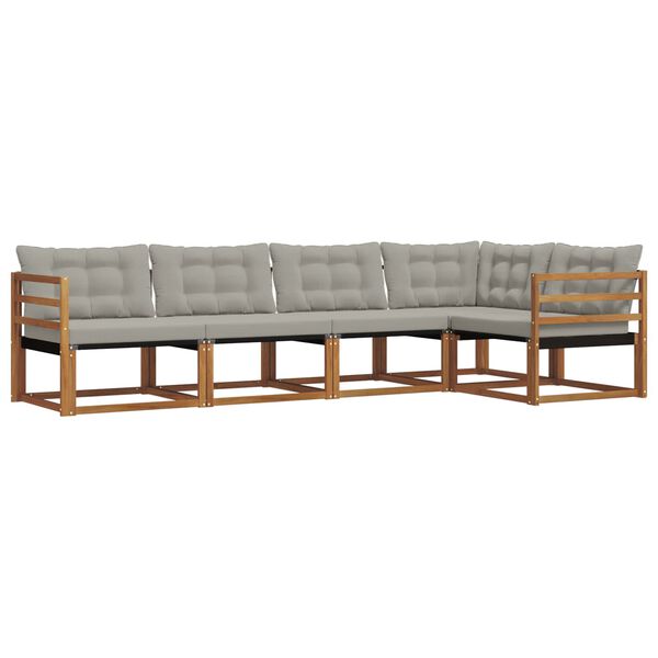 Se afișează imaginea 1 din 14