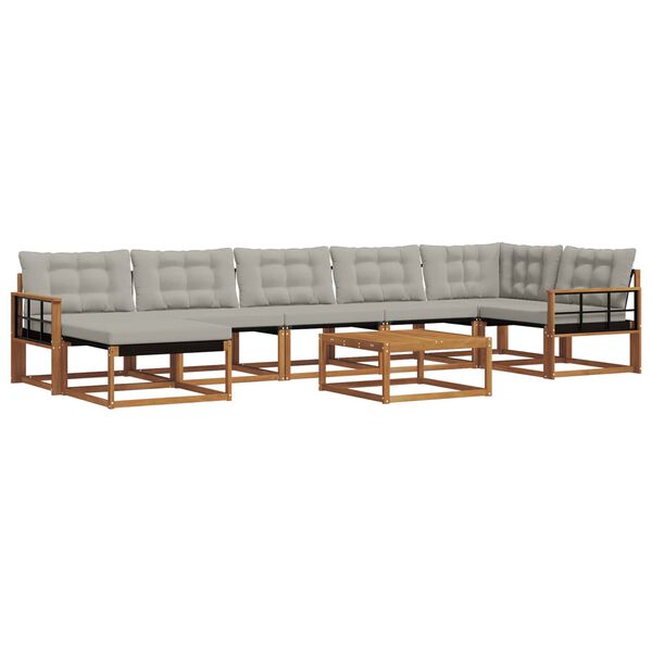 Se afișează imaginea 1 din 18