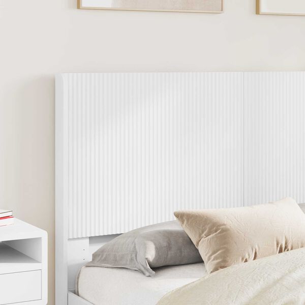 Se afișează imaginea 3 din 11