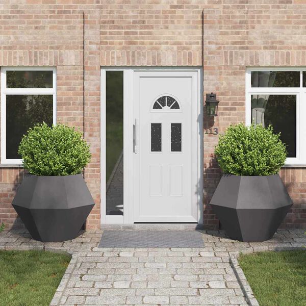 Se afișează imaginea 2 din 11