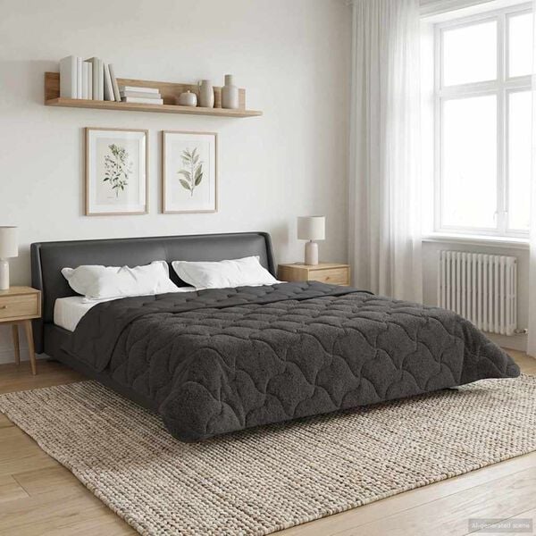 Se afișează imaginea 4 din 10