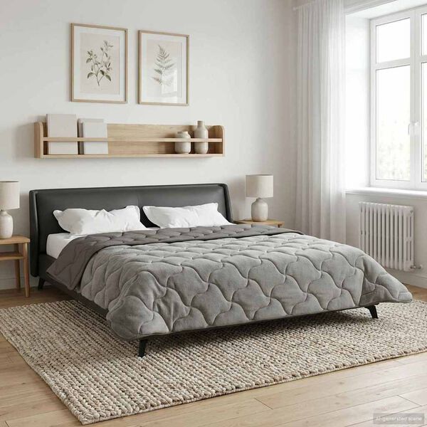 Se afișează imaginea 4 din 10