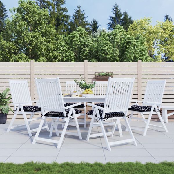 Se afișează imaginea 2 din 9