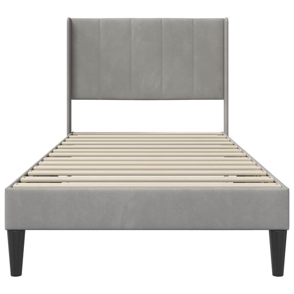 Se afișează imaginea 4 din 10