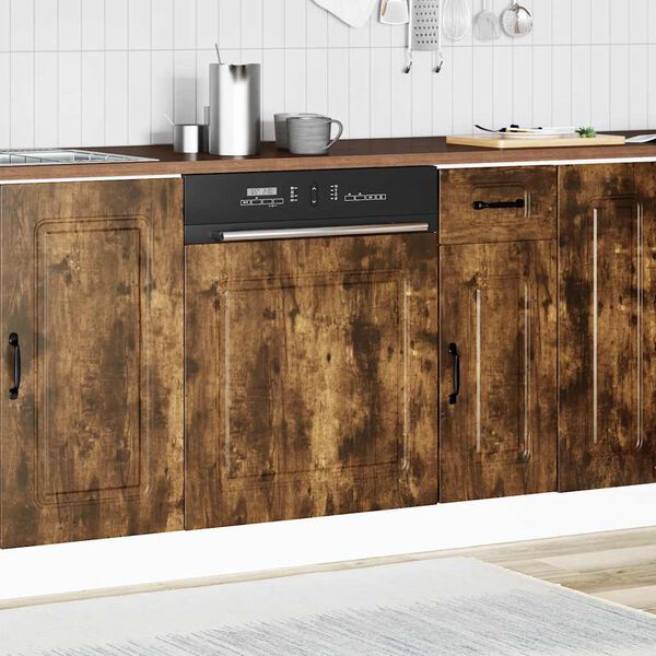 Se afișează imaginea 3 din 9