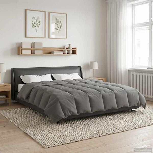 Se afișează imaginea 4 din 10