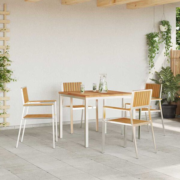 Se afișează imaginea 4 din 13