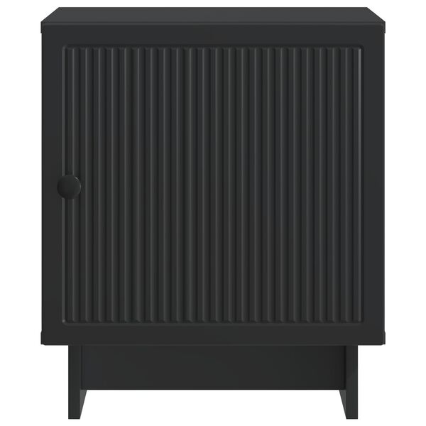 Se afișează imaginea 4 din 11