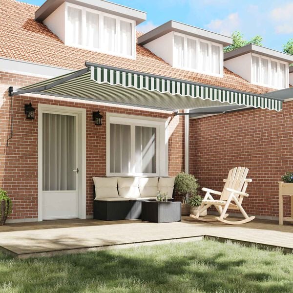 Se afișează imaginea 3 din 12