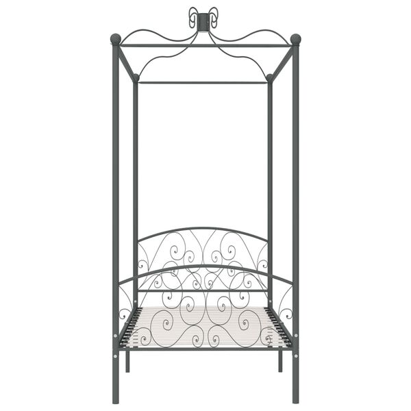 Se afișează imaginea 3 din 6