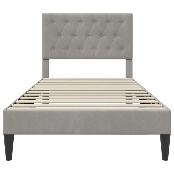 Se afișează imaginea 4 din 10