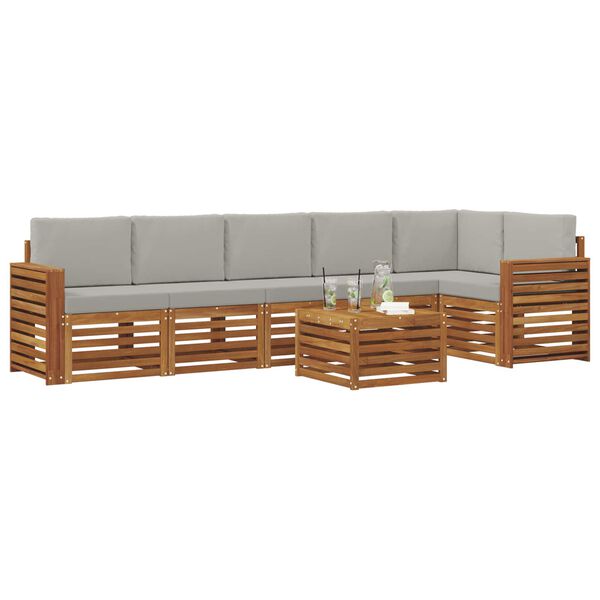 Se afișează imaginea 3 din 12